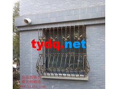 无锡别墅铁艺窗厂家图1