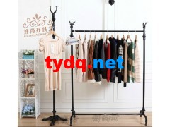 铁艺服装架图1