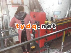 广东佛山全自动护栏货架冲孔机图2