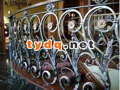 铁艺阳台护栏，铁艺护栏厂家直营图2