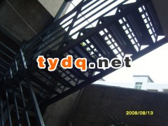 实木楼梯、铁艺楼梯、钢木楼梯、钢结构楼梯安装施工图2