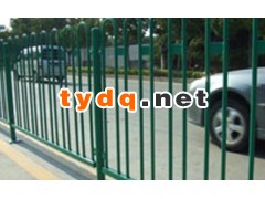 供应用于仓储的金属围栏图2
