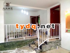 铁艺栏杆批发图2