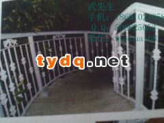 供应北京安装铁艺楼梯扶手 铸铁楼梯 豪华型楼梯扶手图2