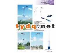 厂家直销5-8米太阳能路灯新农村建设LED路灯图2