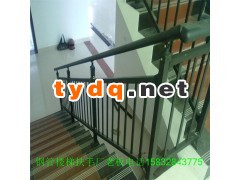走廊钢管楼梯扶手图1