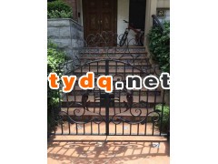 供应无锡铁艺大门图3