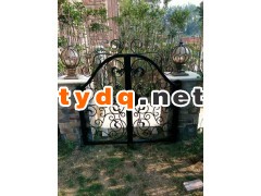 常熟铁艺门批发图3