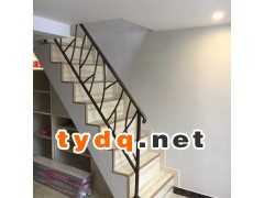 无锡热镀锌常规钢制护栏图2