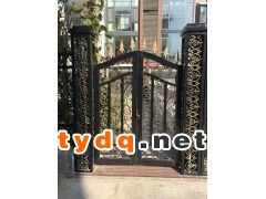 铁艺护栏院墙栏杆栅栏隔离栏围挡围墙道路护栏防爬锌钢铁护栏图3