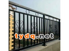 铁艺护栏院墙栏杆栅栏隔离栏围挡围墙道路护栏防爬锌钢铁护栏图3