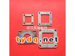 供应锌钢铝艺护栏围栏栅栏配件立柱固定底板铁底板配件图1