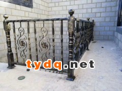 铁艺护栏图2