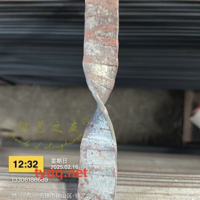 铁艺护栏扶手锻件立柱图2