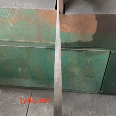 铁艺扁铁麻花加工厂家图2