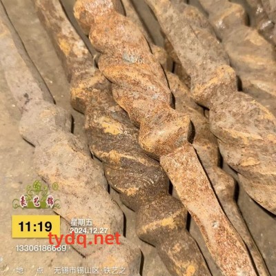 铁艺护栏扶手锻件立柱图4