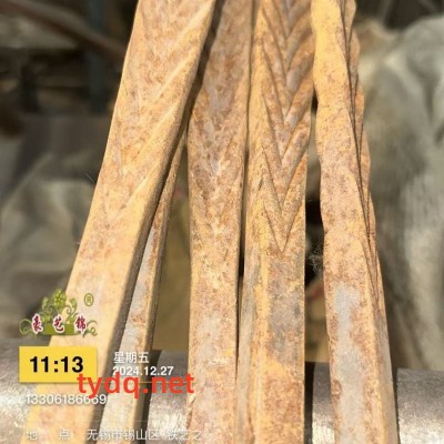 铁艺护栏扶手锻件立柱图4
